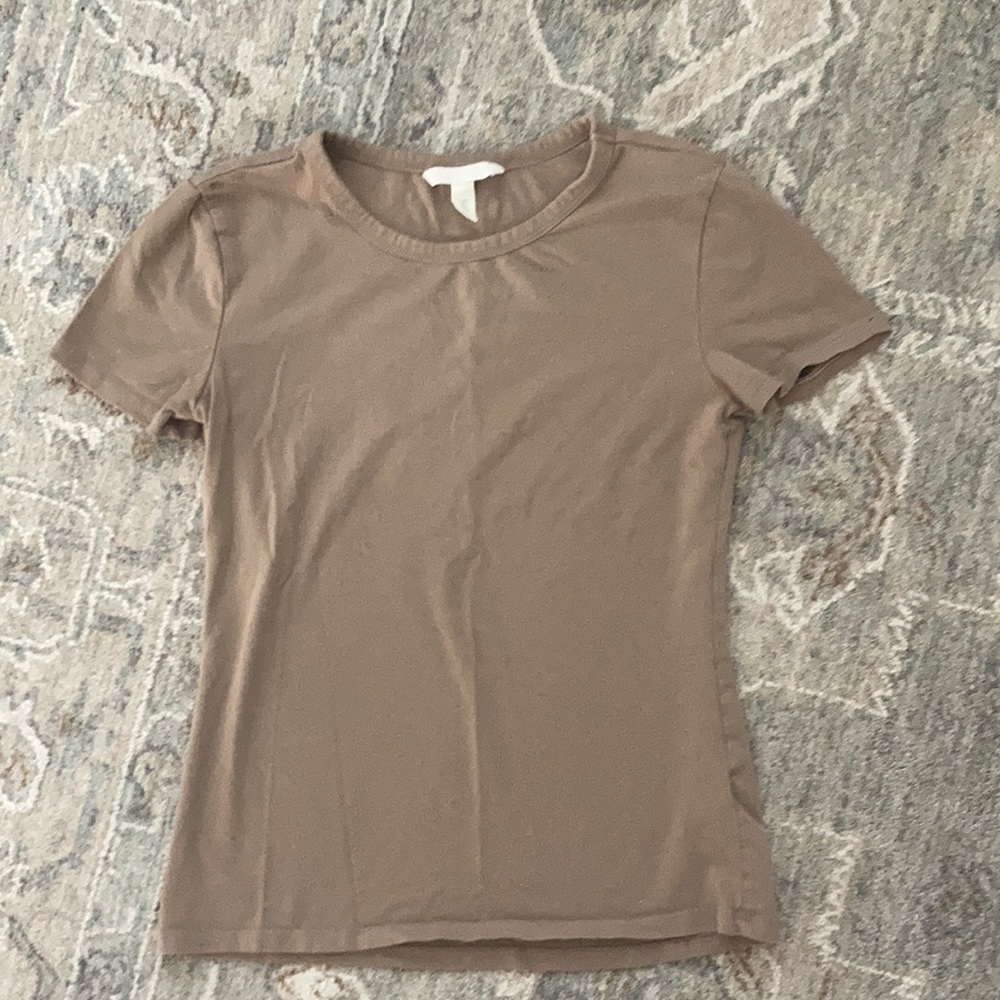 H&M tshirt size small